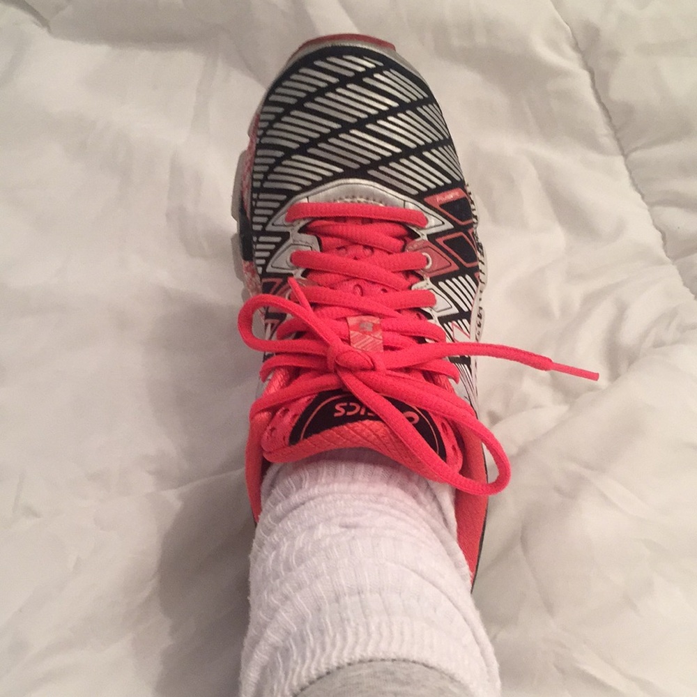 ASICS Running shoes - Picture 2 of 4